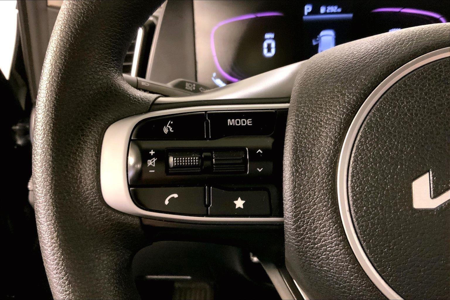 2024 Kia SPORTAGE LX