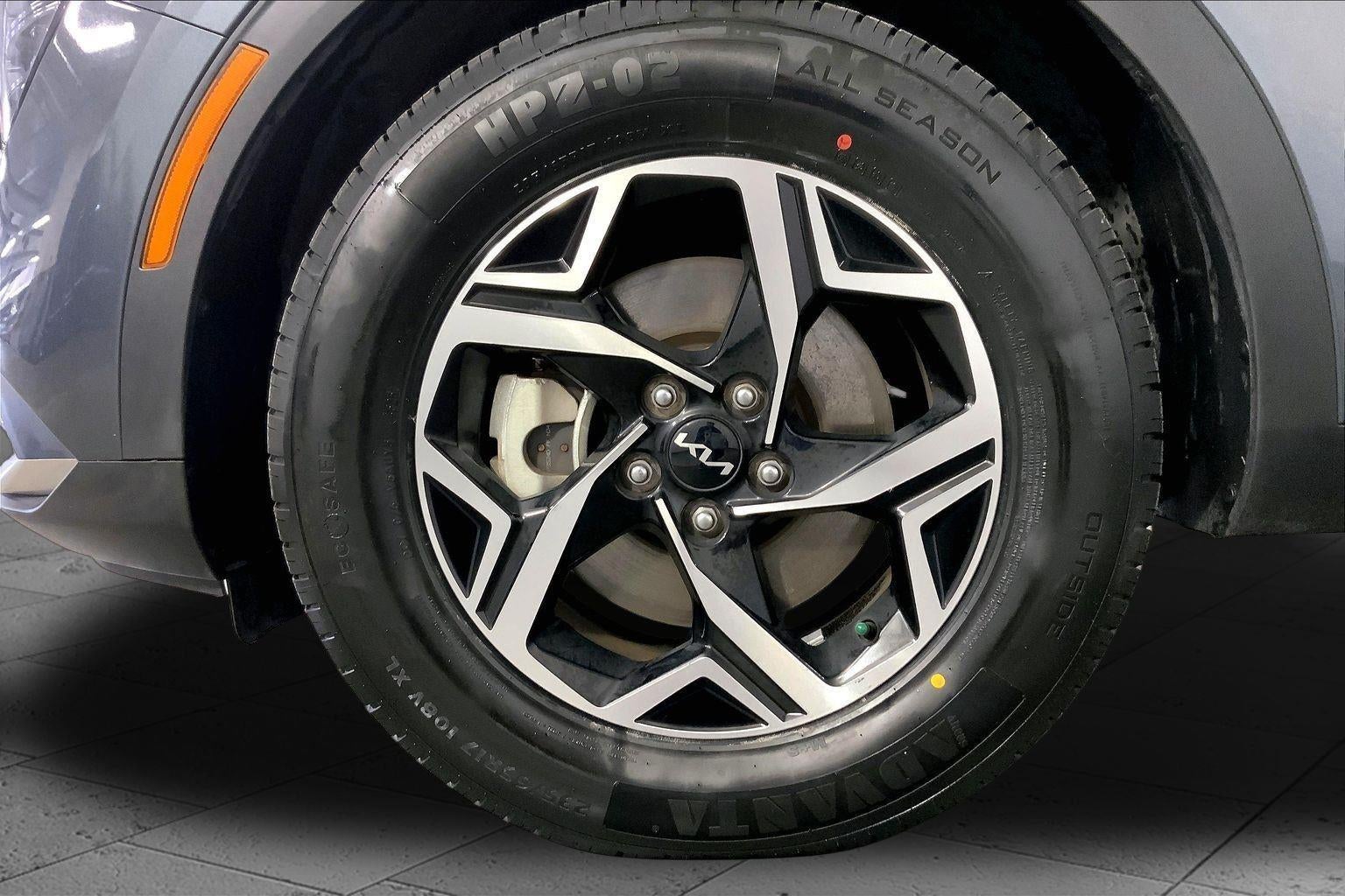 2024 Kia SPORTAGE LX