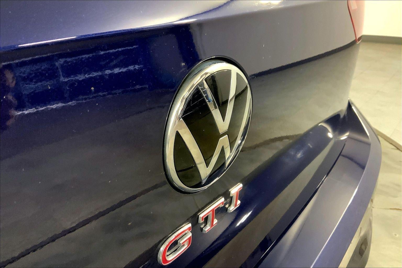 2022 Volkswagen Golf GTI SE