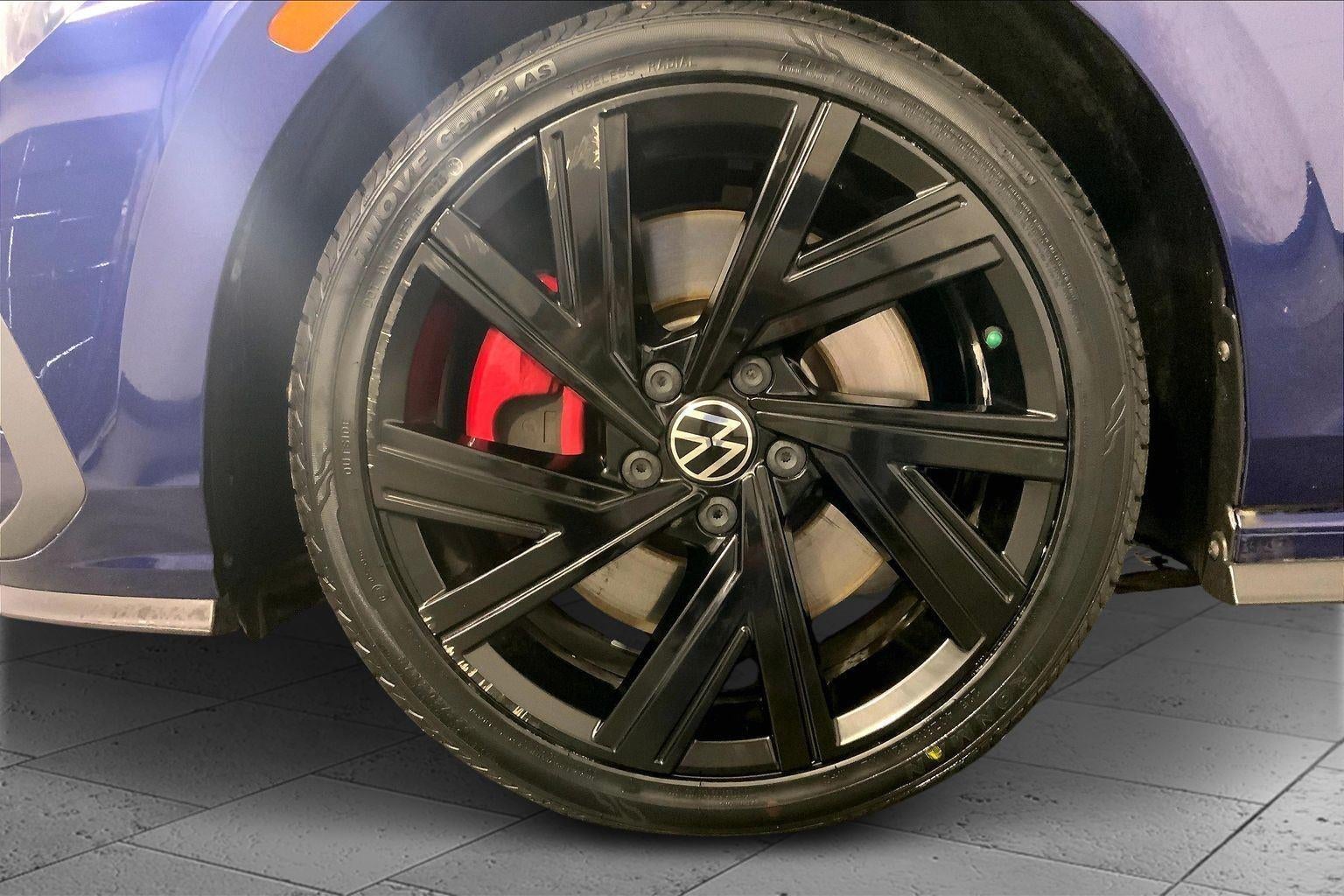 2022 Volkswagen Golf GTI SE