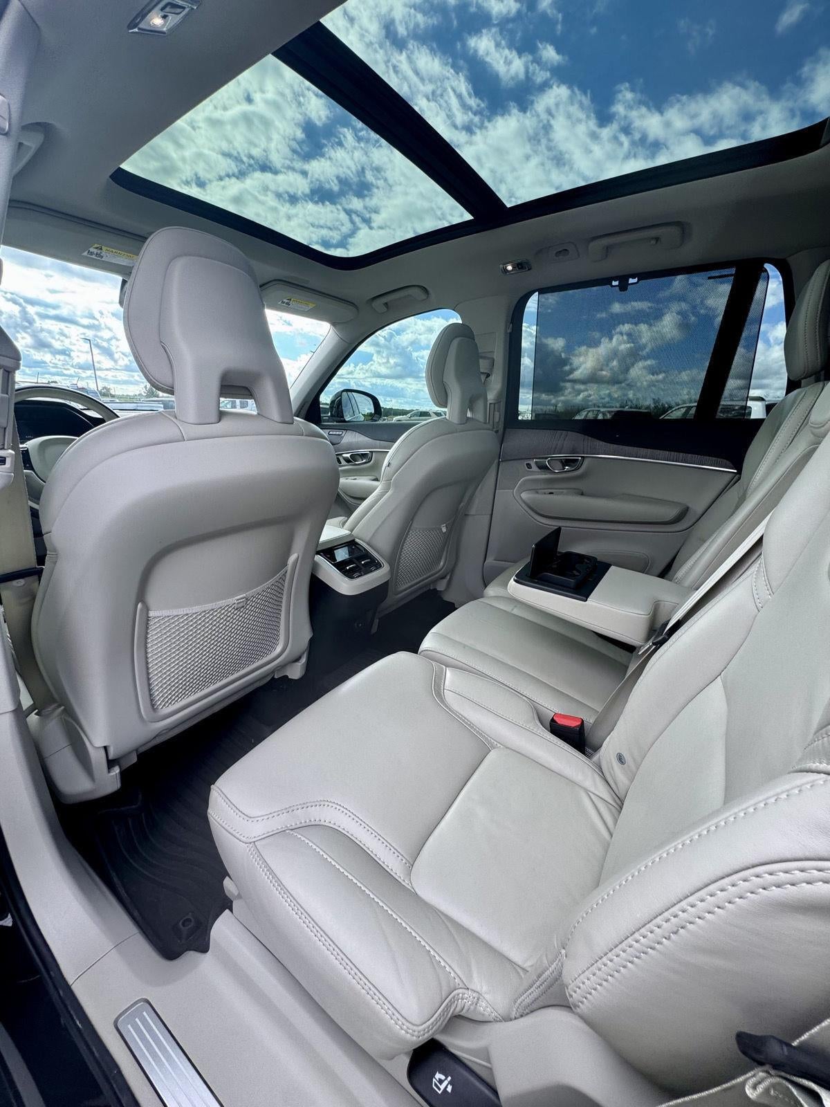 2021 Volvo XC90 Inscription