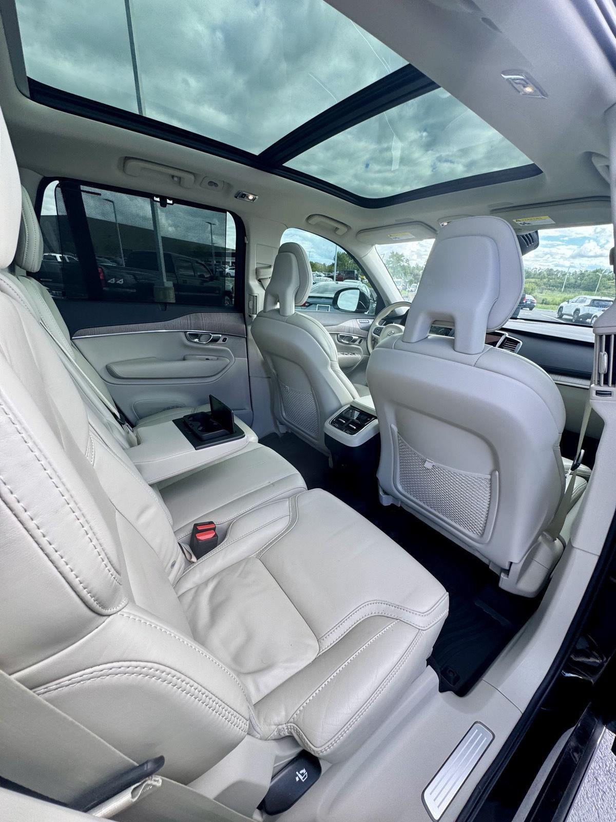 2021 Volvo XC90 Inscription
