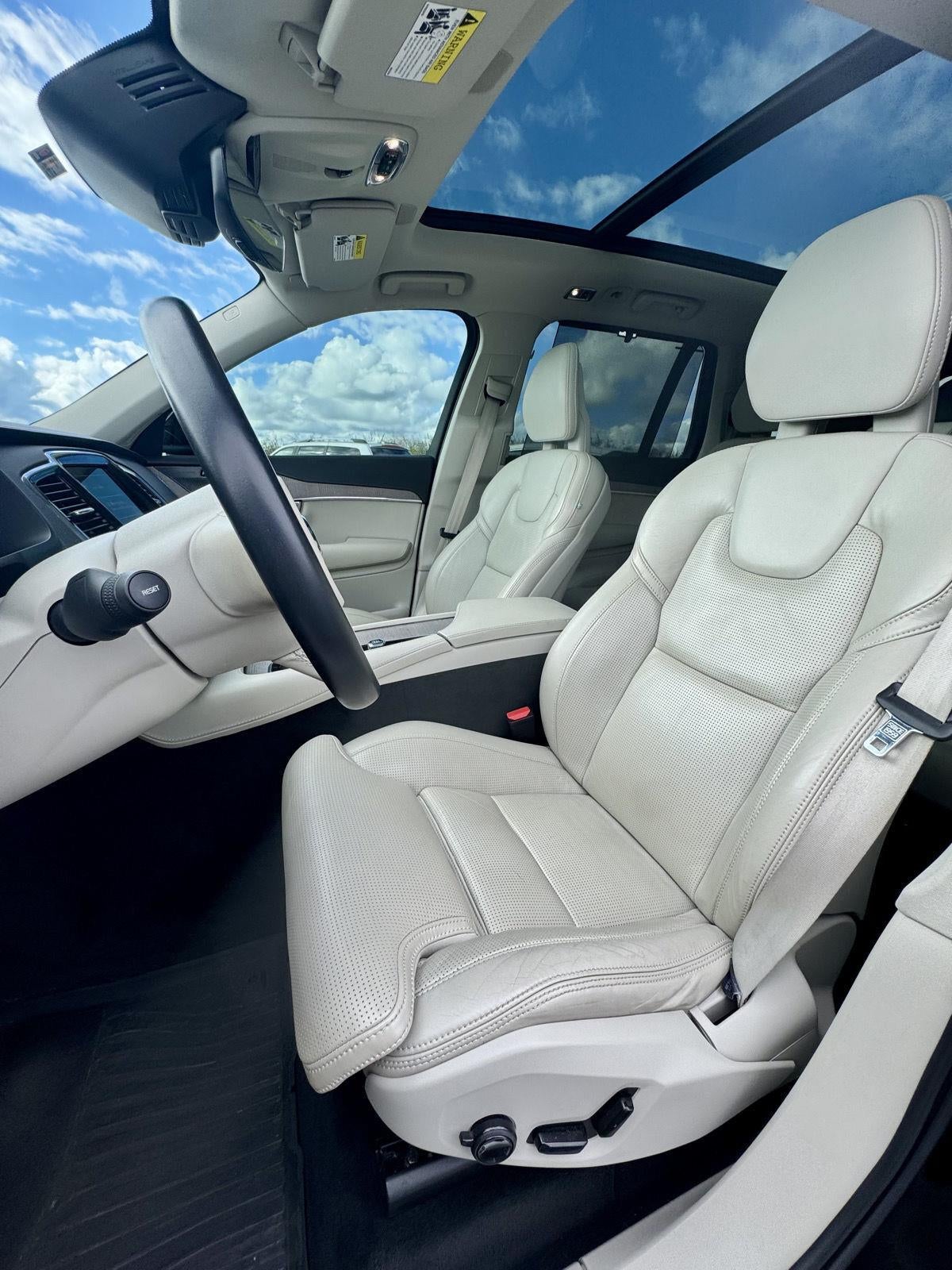 2021 Volvo XC90 Inscription