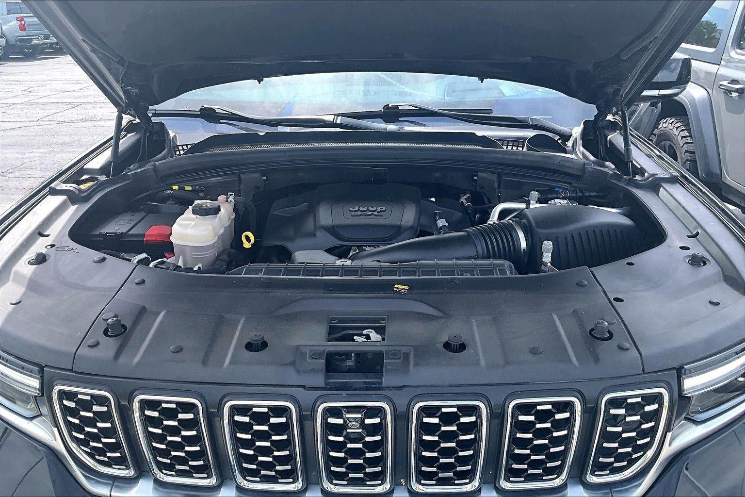 2022 Jeep Grand Cherokee Summit