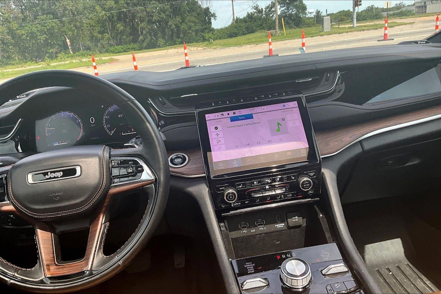 2022 Jeep Grand Cherokee Summit