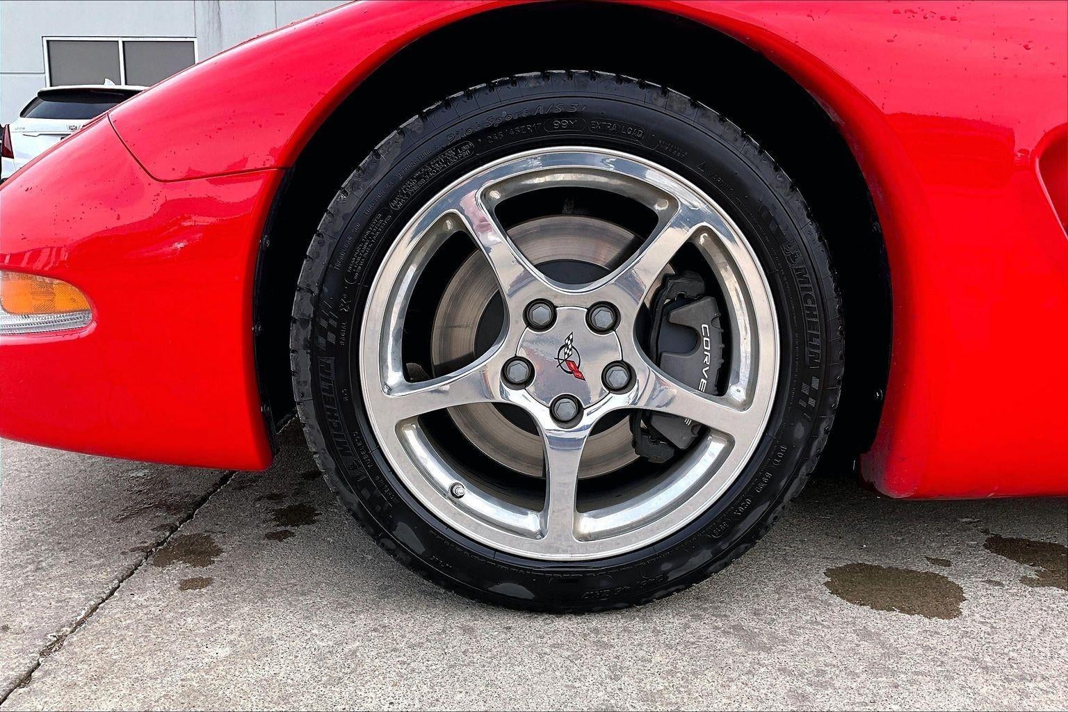 Used 2001 Chevrolet Corvette Base with VIN 1G1YY22G615116415 for sale in Kansas City