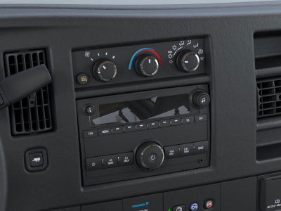 2025 Chevrolet Express Passenger 3500 1LS