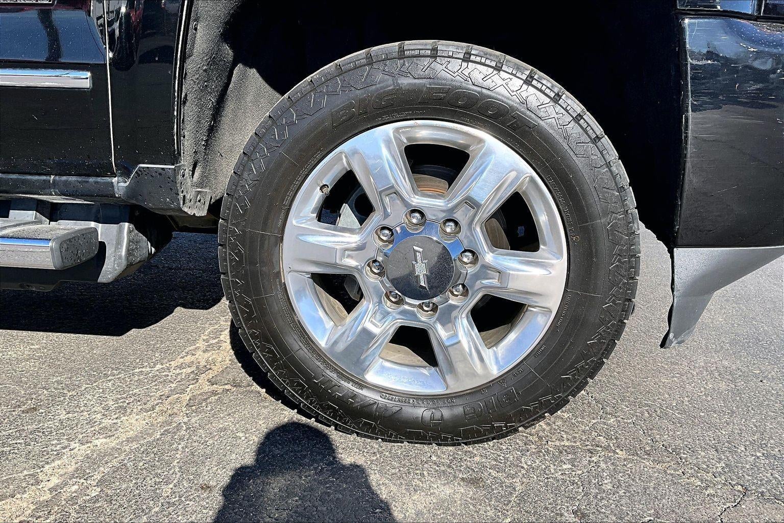 Used 2019 Chevrolet Silverado 2500HD LTZ with VIN 1GC1KTEYXKF100251 for sale in Kansas City