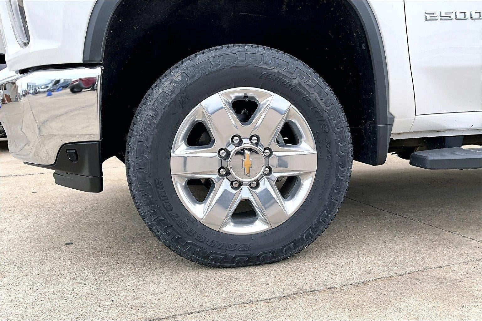 Used 2021 Chevrolet Silverado 2500HD LTZ with VIN 1GC4YPEY5MF234817 for sale in Kansas City