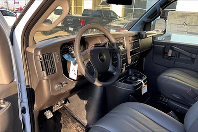 2025 Chevrolet Express Cargo 2500 WT