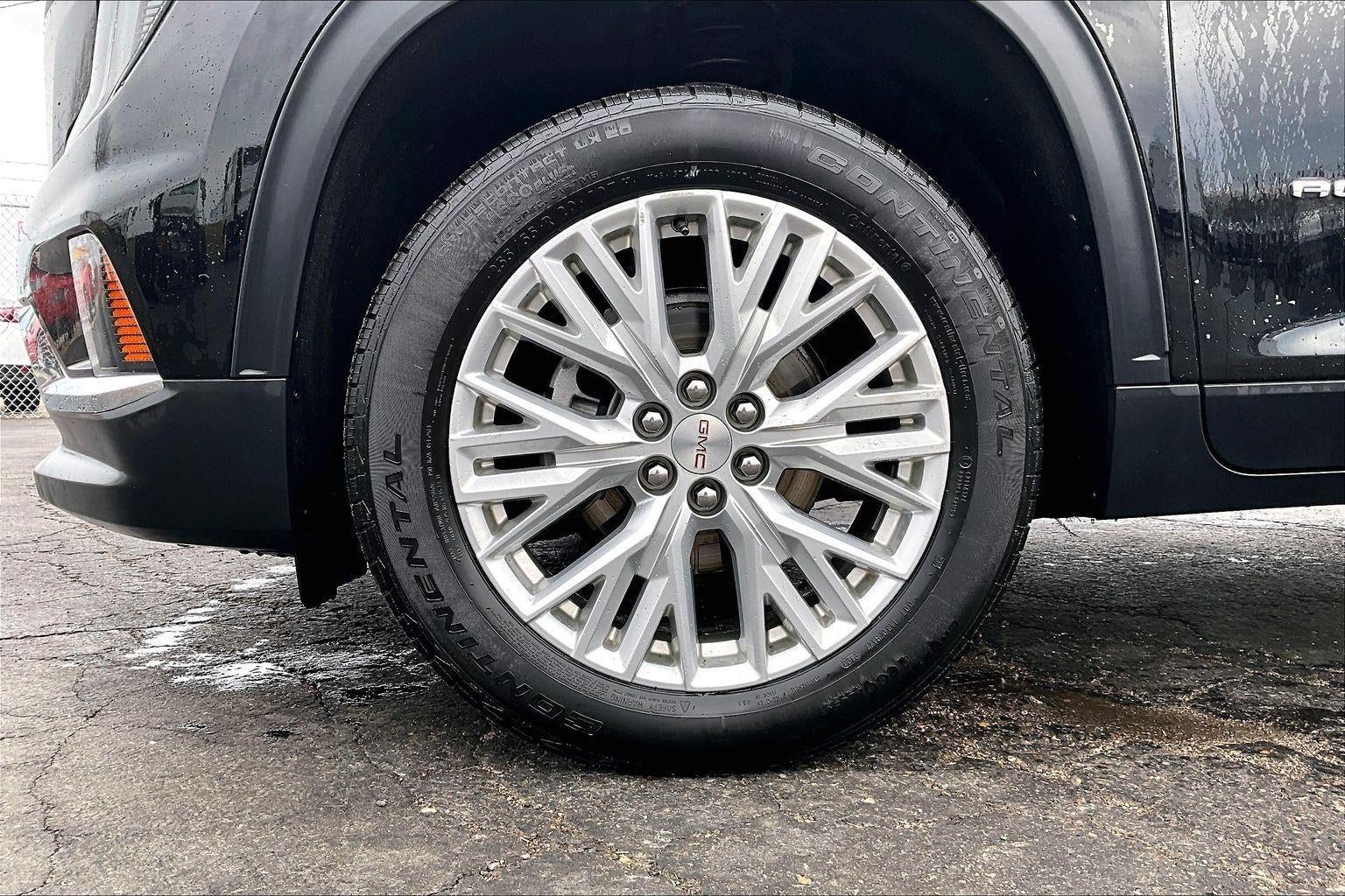 2024 GMC Acadia Elevation