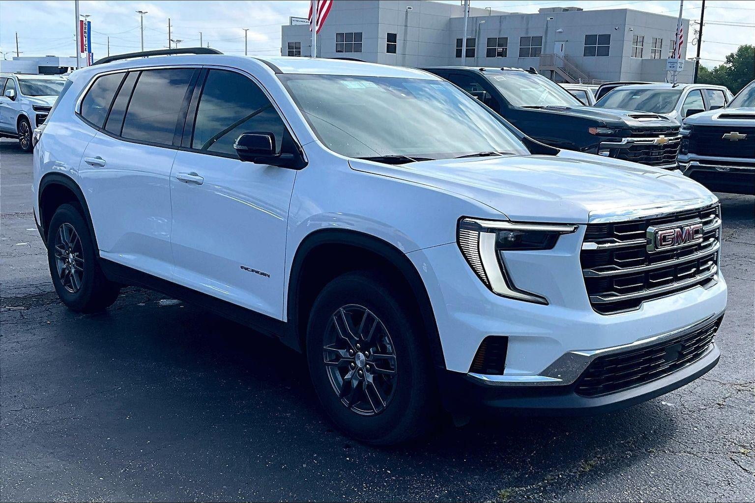 2025 GMC Acadia Elevation