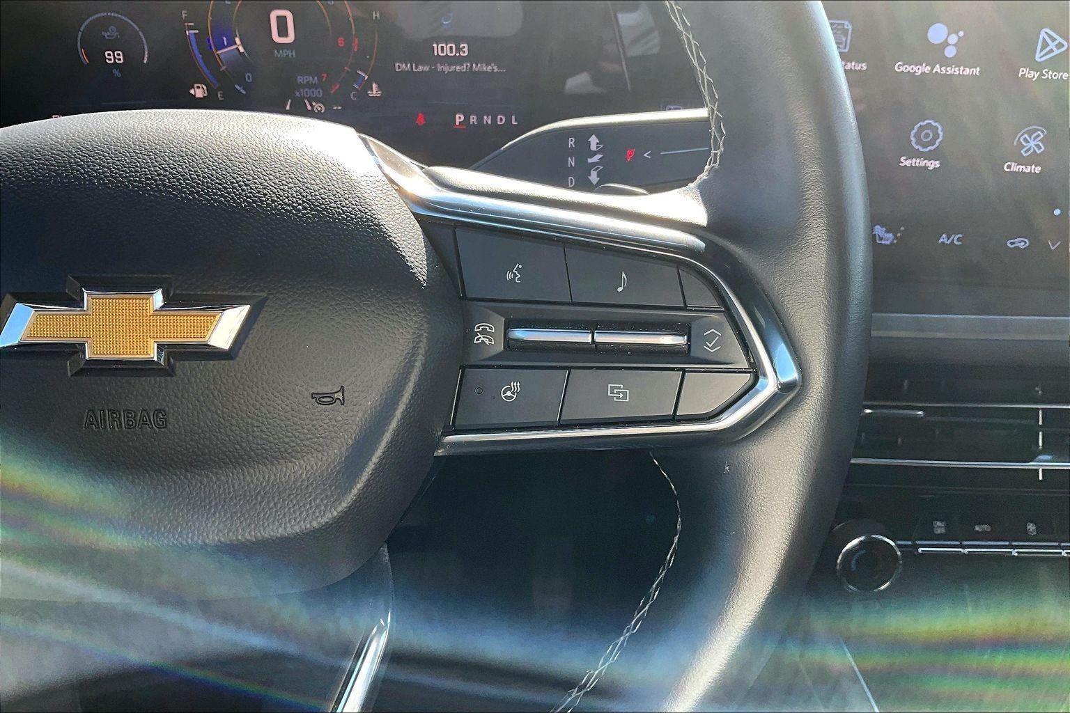 2024 Chevrolet Traverse LT