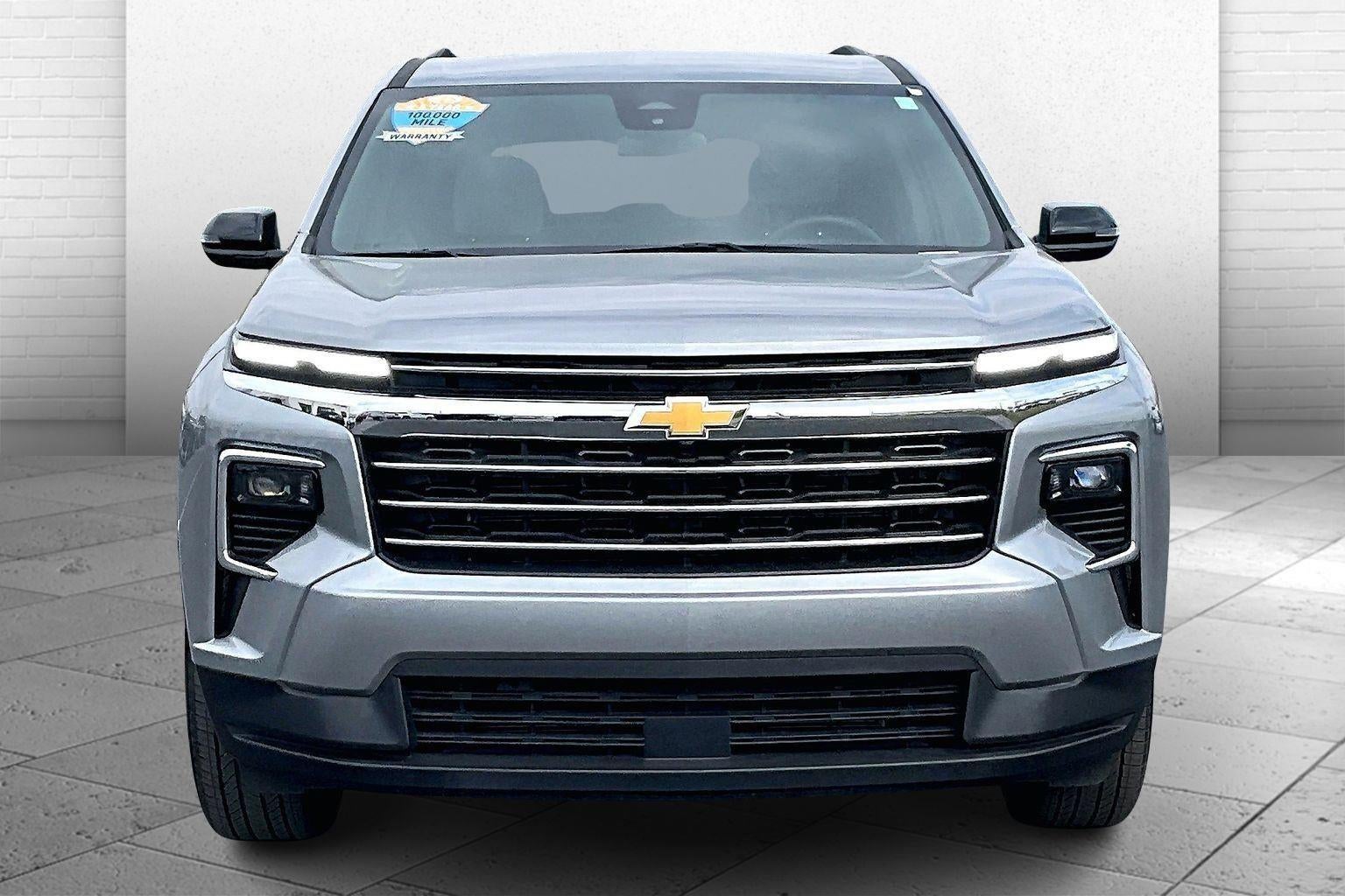 Used 2025 Chevrolet Traverse LT with VIN 1GNERGRS9SJ159242 for sale in Kansas City