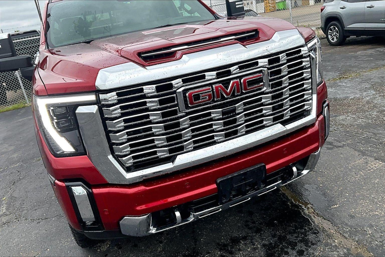 2024 GMC Sierra 2500 HD Denali