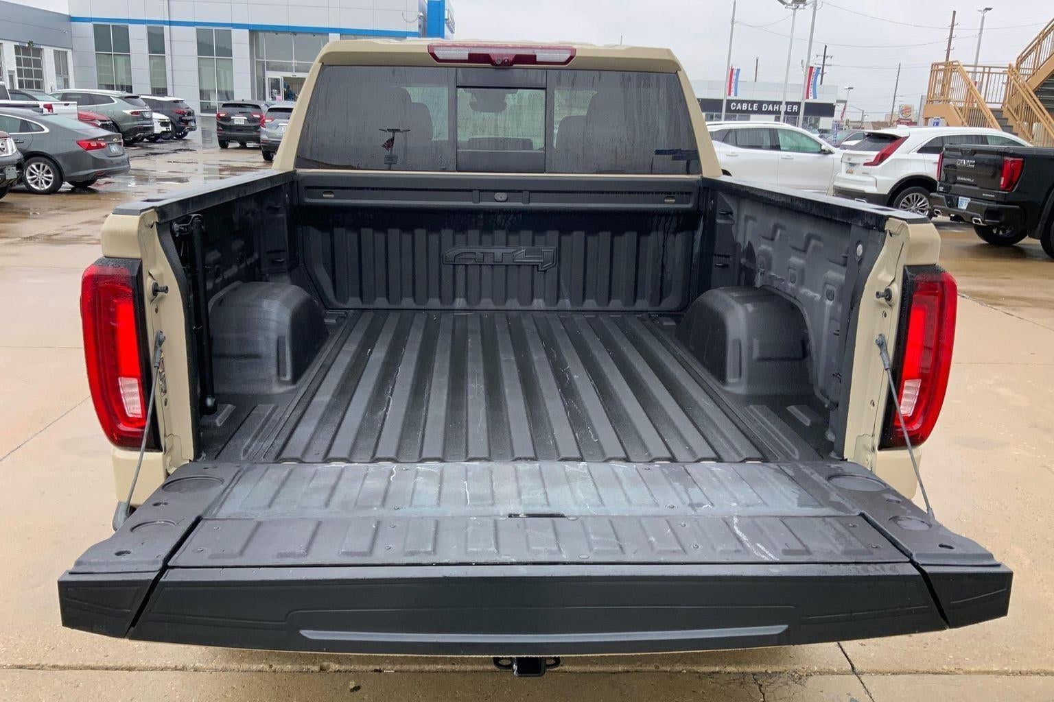 2023 GMC Sierra 1500 AT4