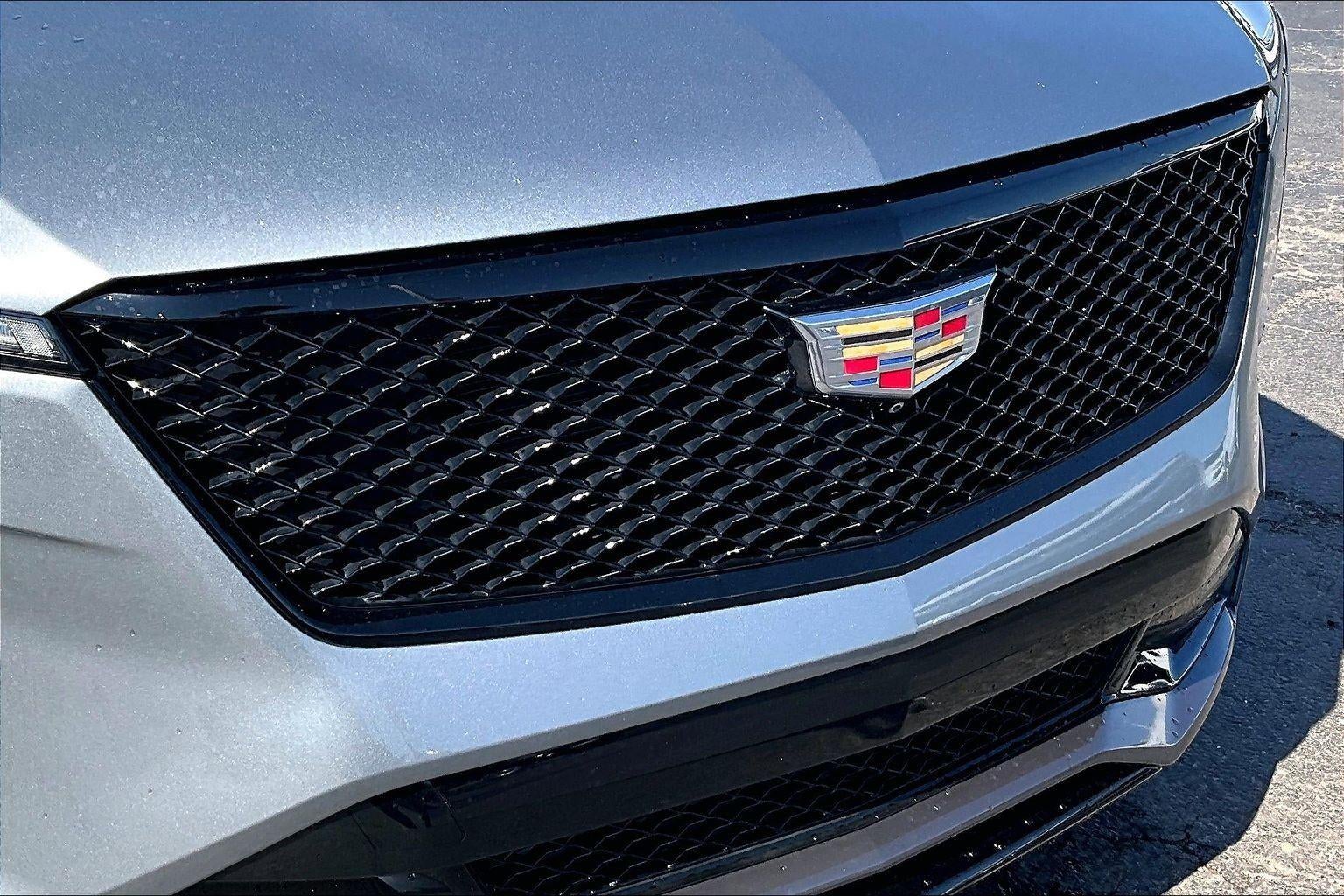 2024 Cadillac XT4 Sport