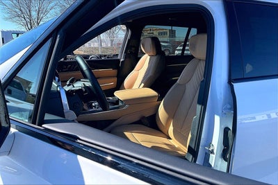 2025 Cadillac ESCALADE IQ Sport 2