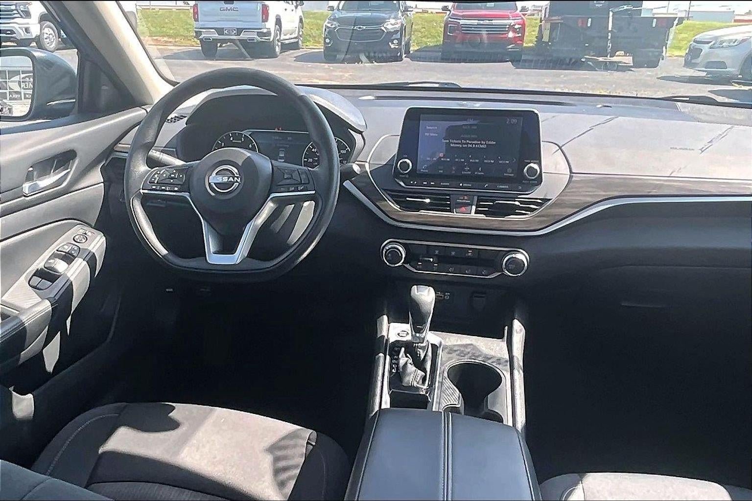 2025 Nissan Altima SV