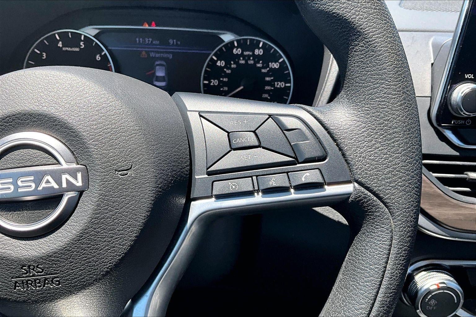 2025 Nissan Altima SV