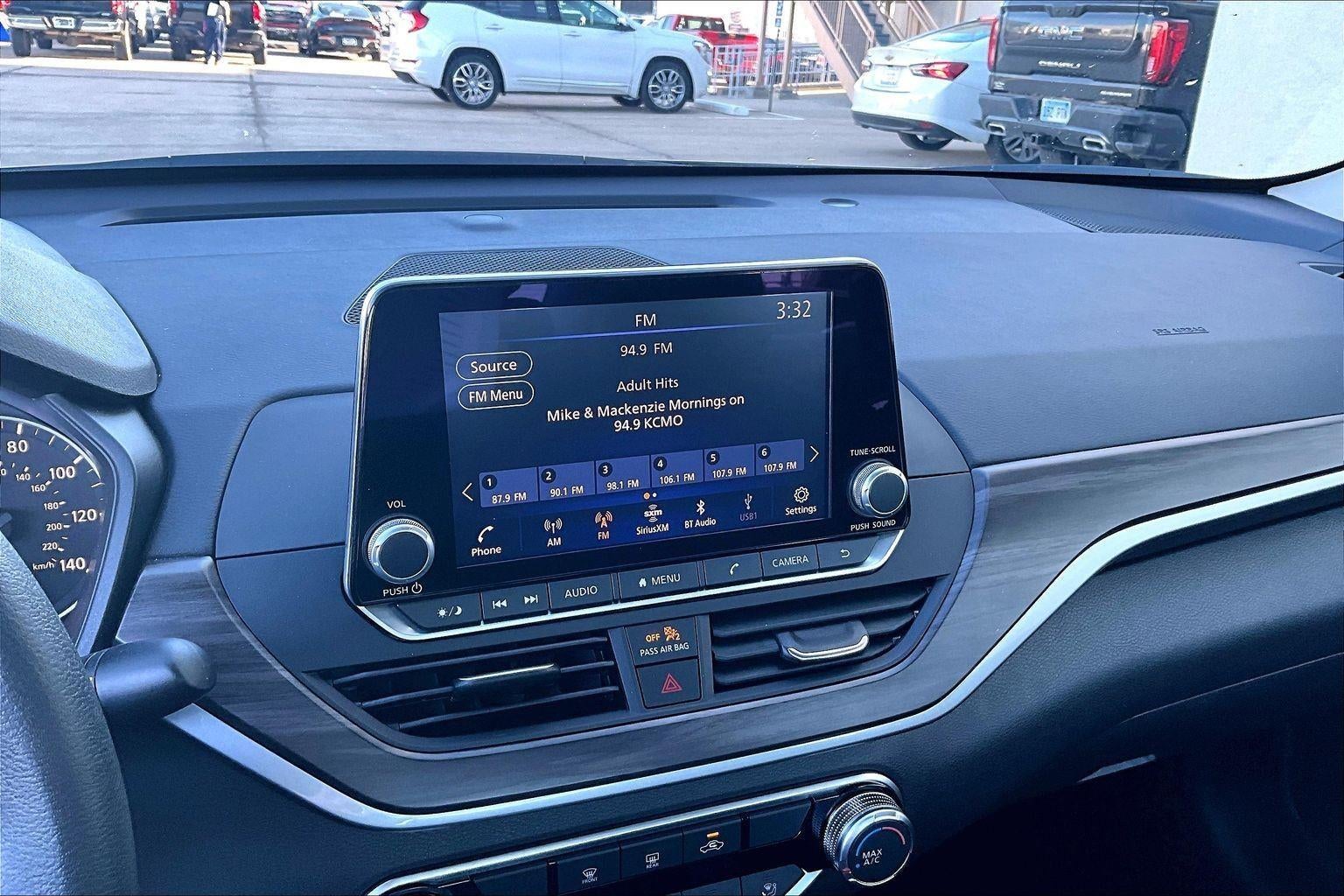 2025 Nissan Altima SV