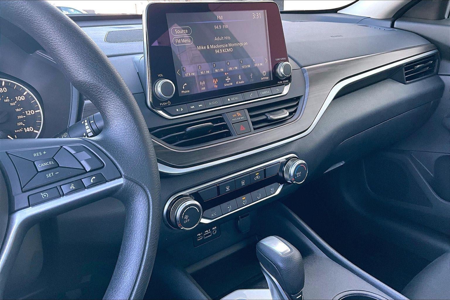 2025 Nissan Altima SV