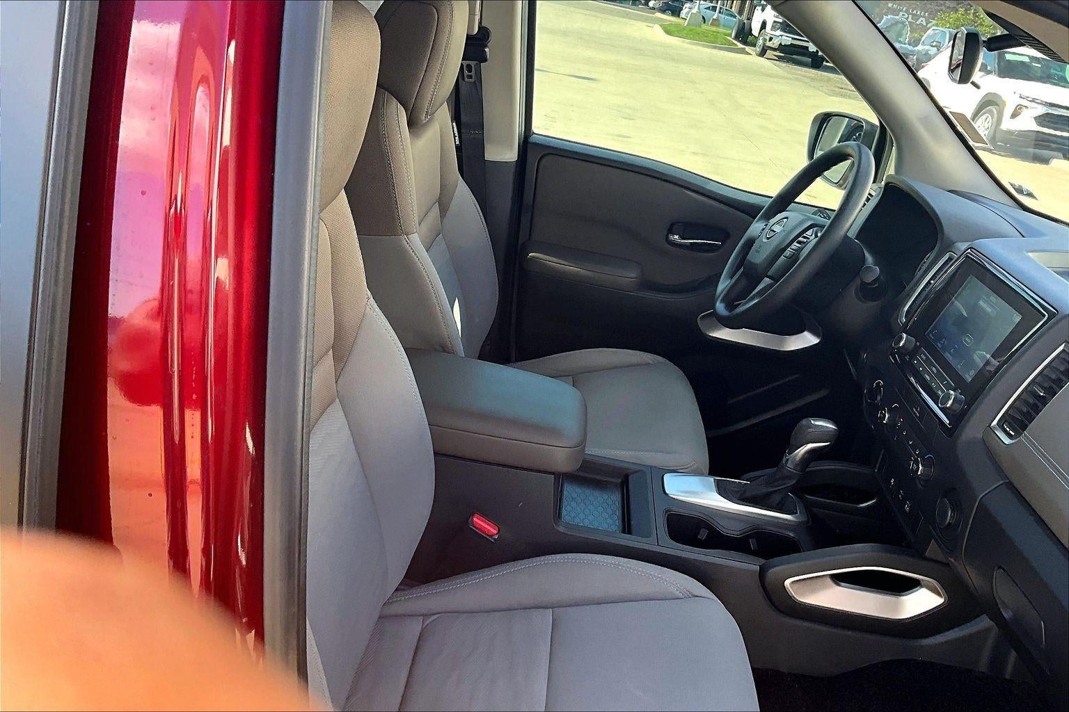 2023 Nissan Frontier SV