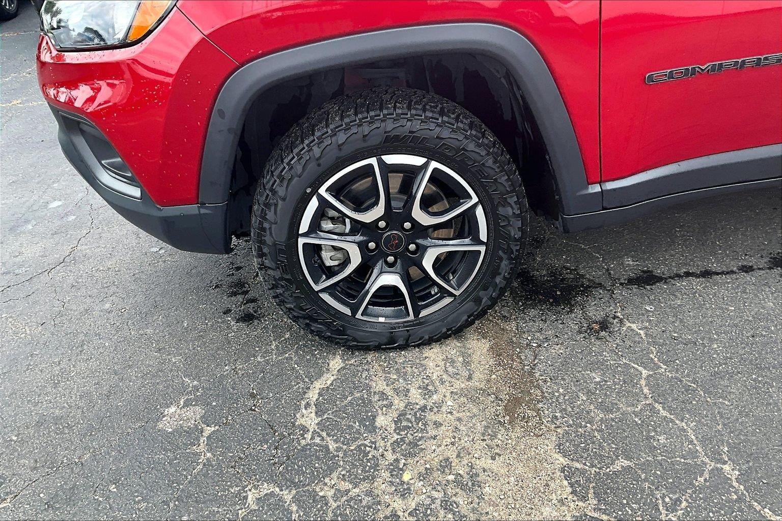 Used 2025 Jeep Compass Trailhawk with VIN 3C4NJDDN8ST543361 for sale in Kansas City