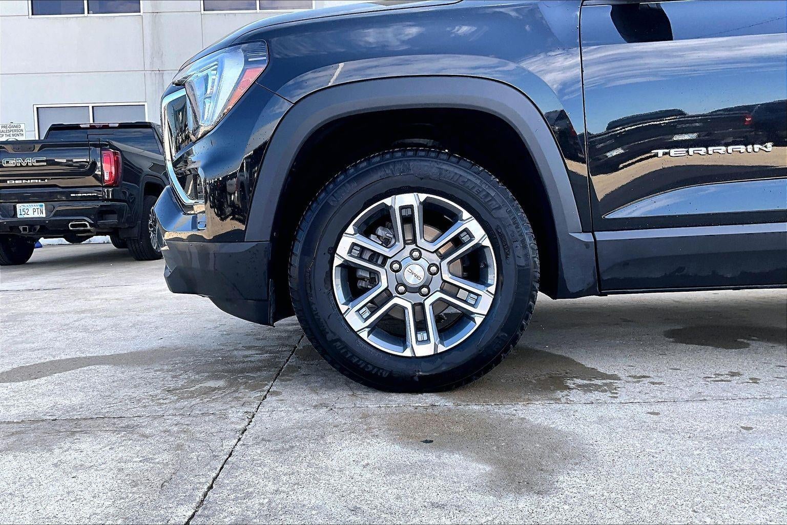 Used 2025 GMC Terrain Elevation with VIN 3GKALUEG8SL308892 for sale in Kansas City