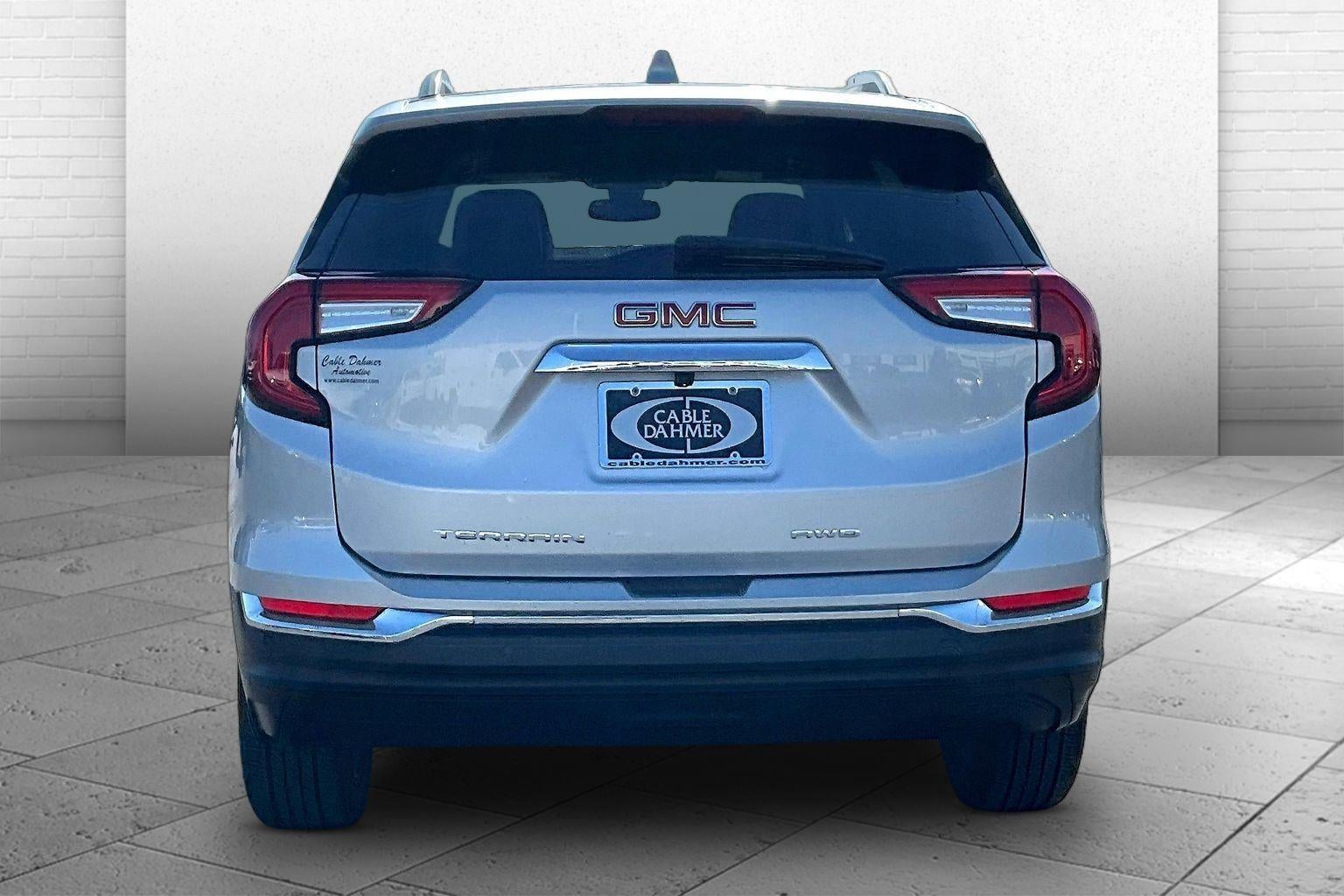 2022 GMC Terrain SLT