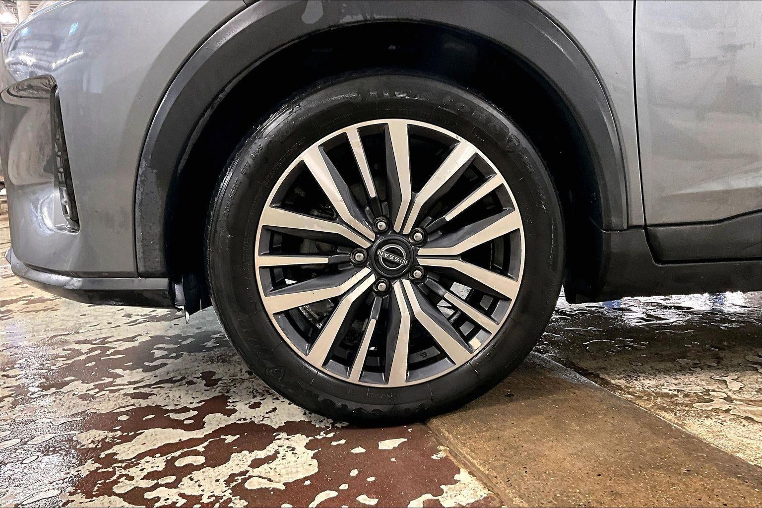 2022 Nissan Kicks SV