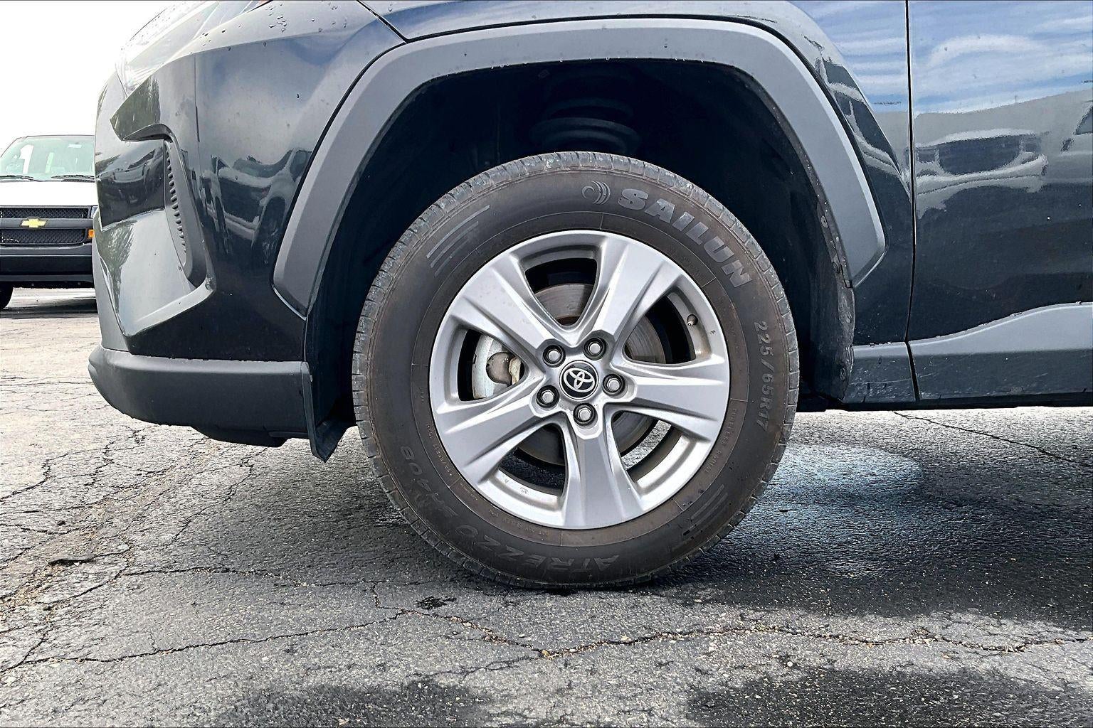 Used 2025 Toyota RAV4 LE with VIN 4T3MWRFV2SU169264 for sale in Kansas City