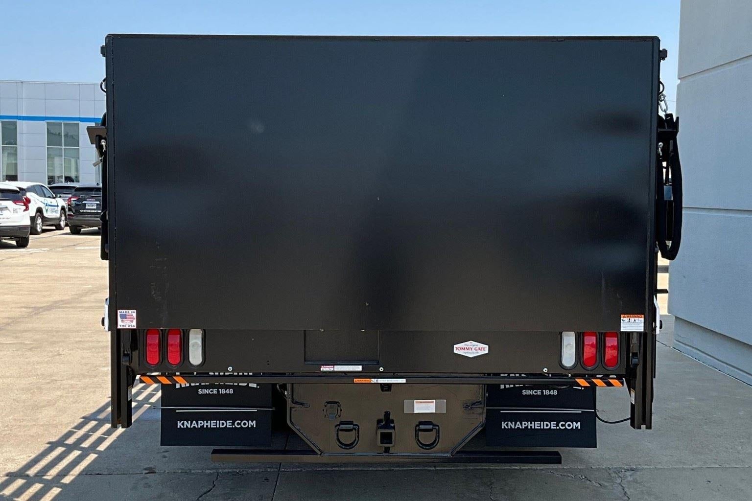 2025 Chevrolet Low Cab Forward 3500 Base