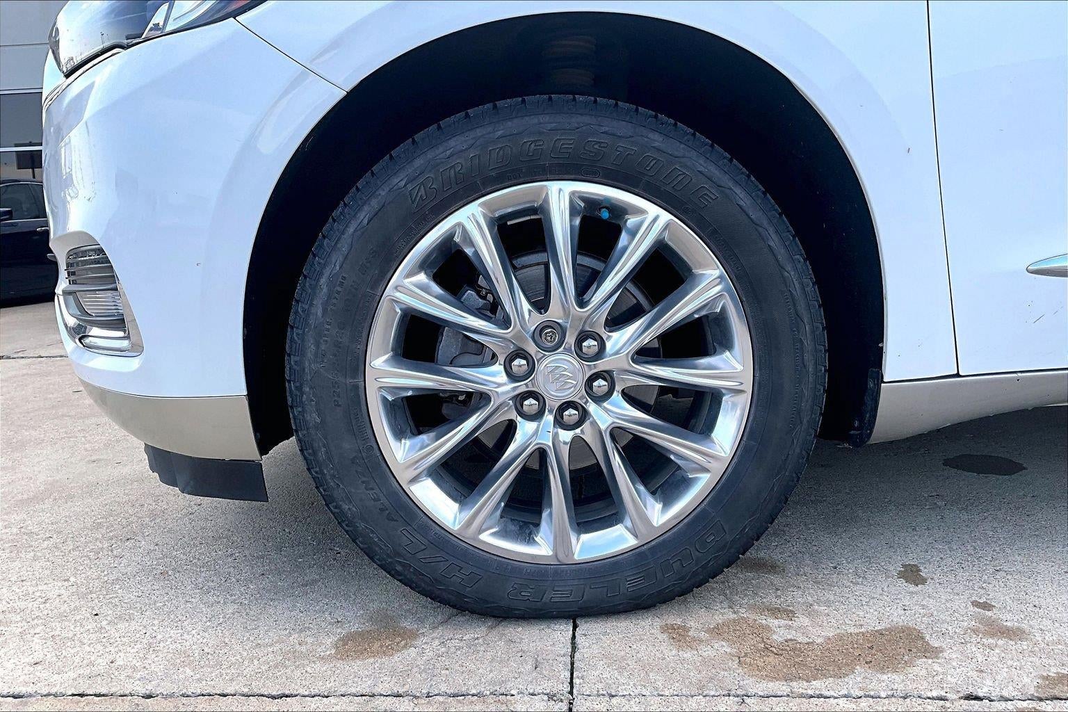 Used 2020 Buick Enclave Essence with VIN 5GAERBKW0LJ196708 for sale in Kansas City