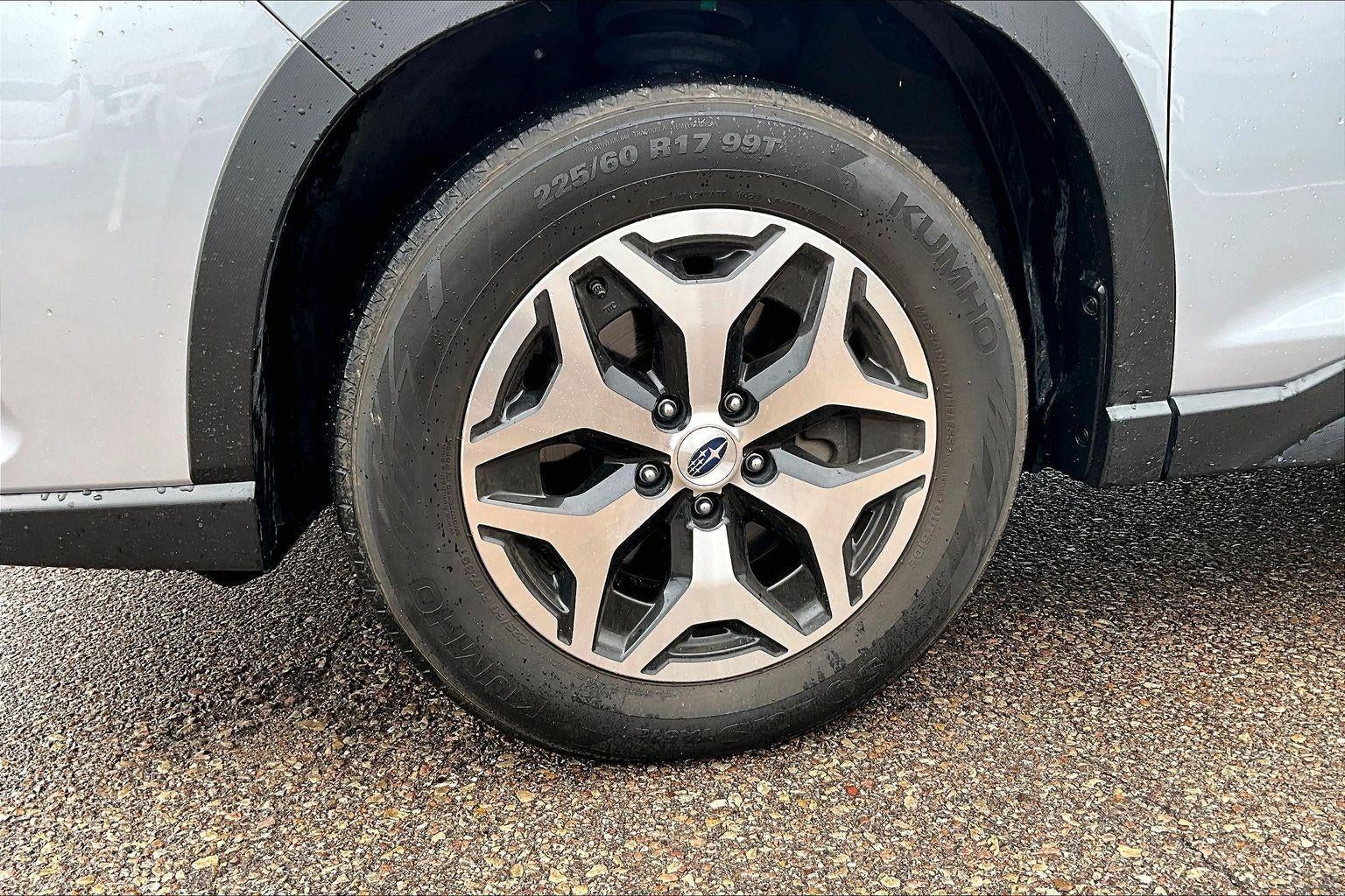 Used 2022 Subaru Forester Premium with VIN JF2SKADC2NH410354 for sale in Kansas City