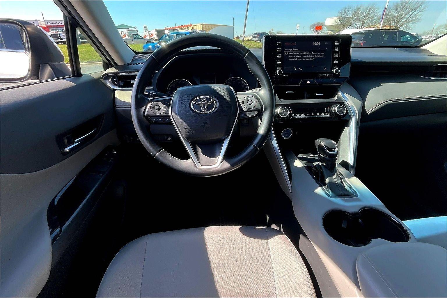 2021 Toyota Venza LE