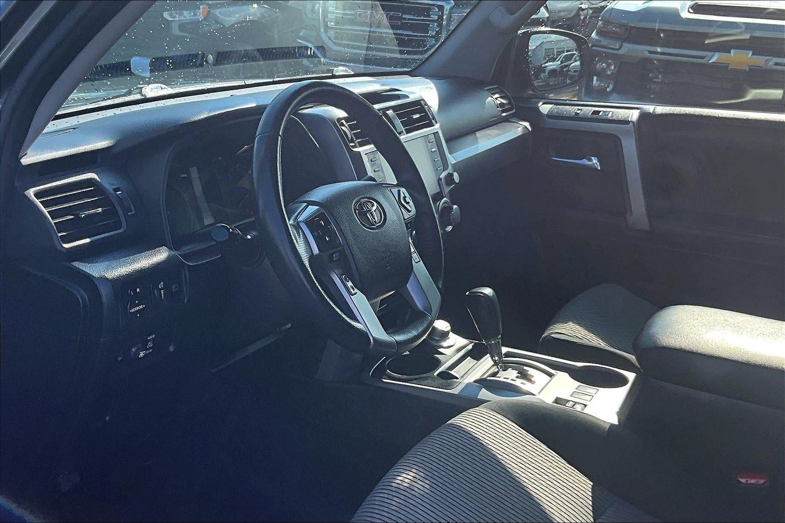 2020 Toyota 4Runner SR5