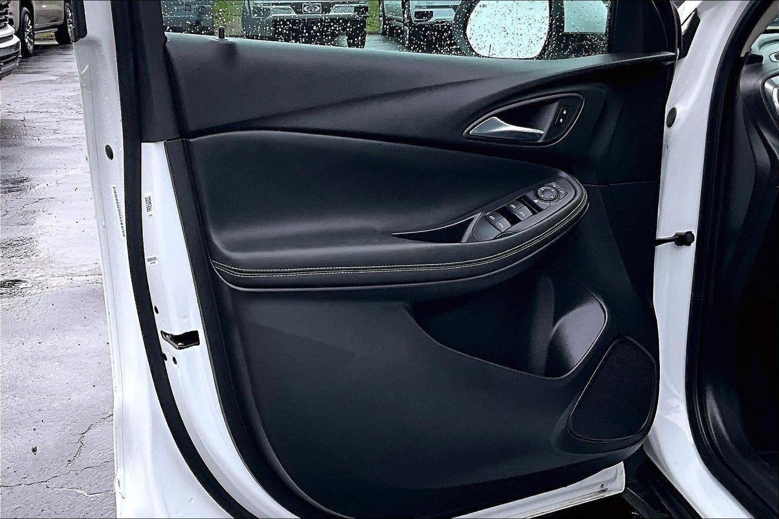 2025 Buick Encore GX Preferred - Photo 25