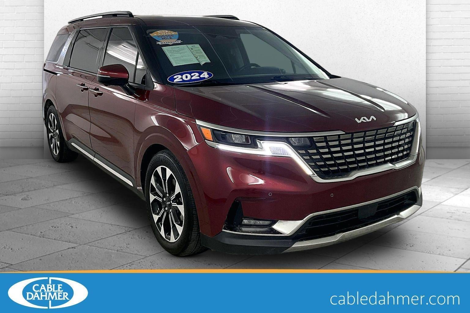 2023 Kia Sedona SX's photo