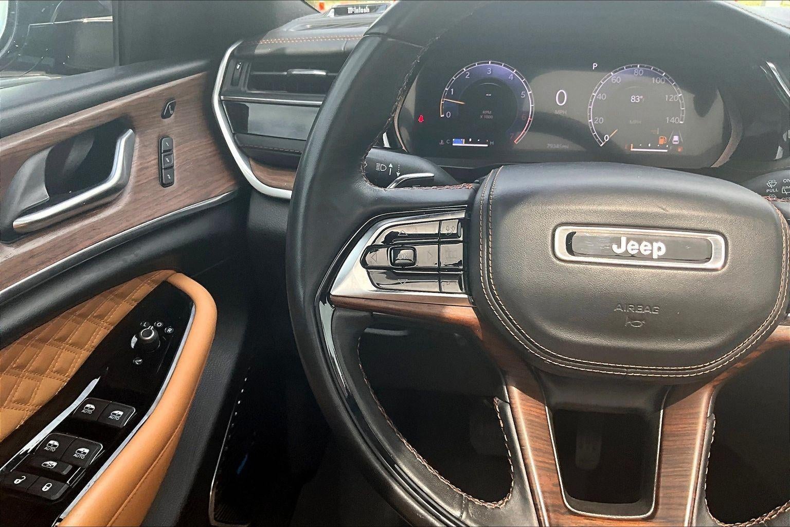 2022 Jeep Grand Cherokee Summit