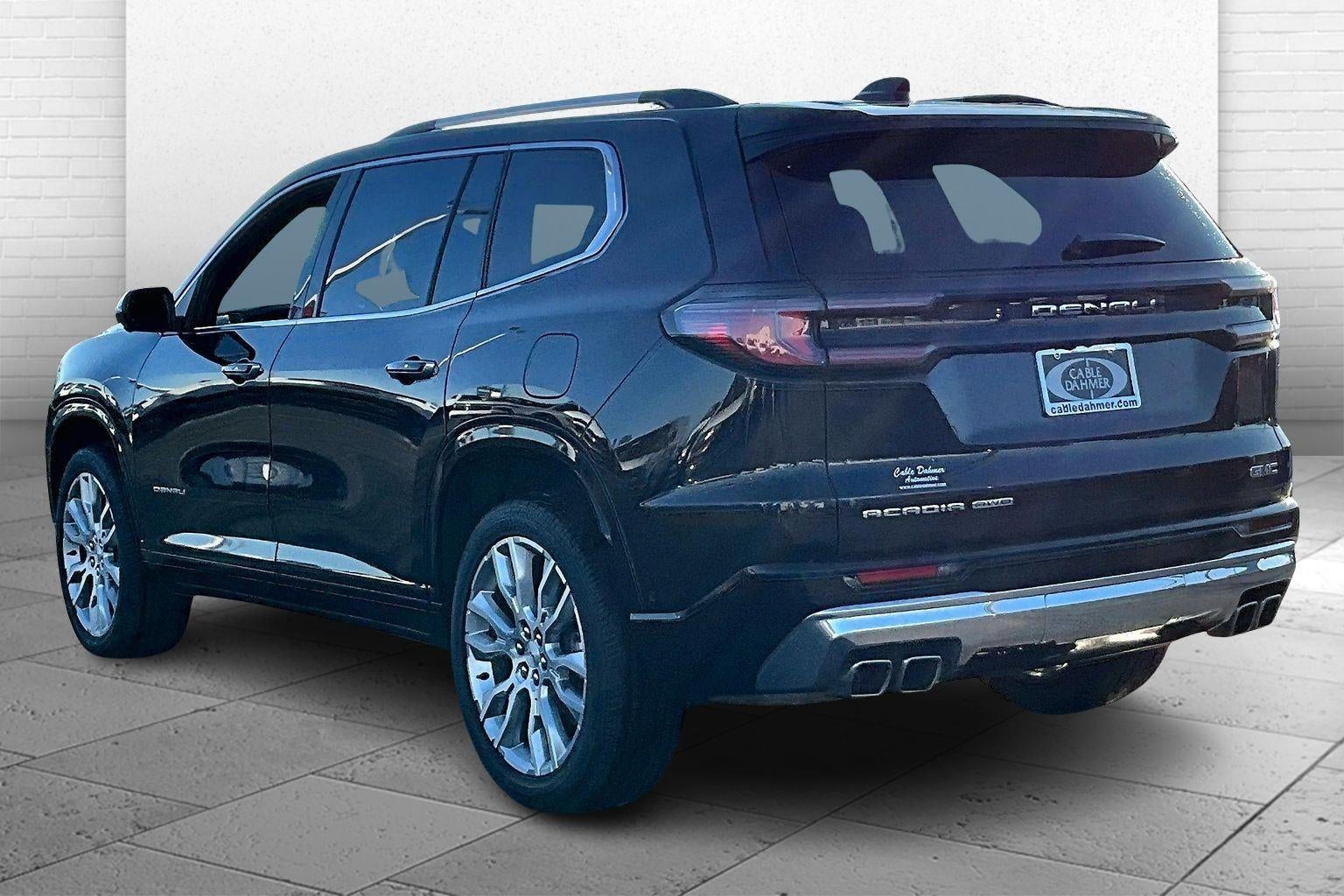 2024 GMC Acadia Denali