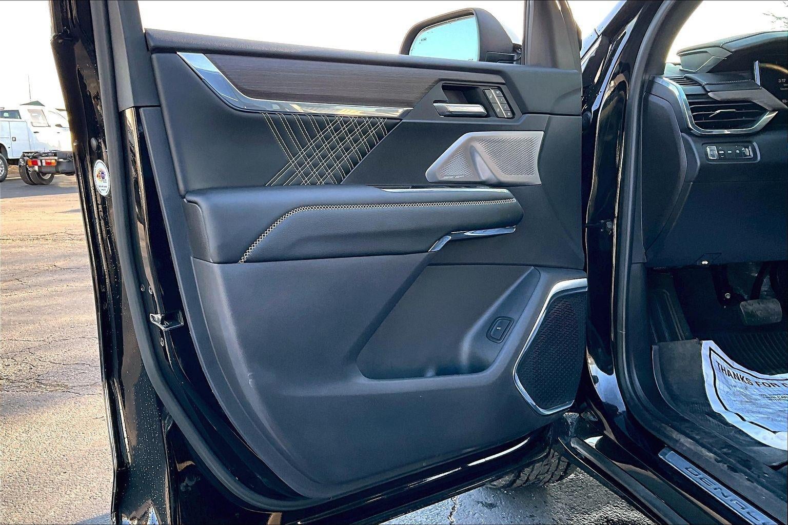 2024 GMC Acadia Denali