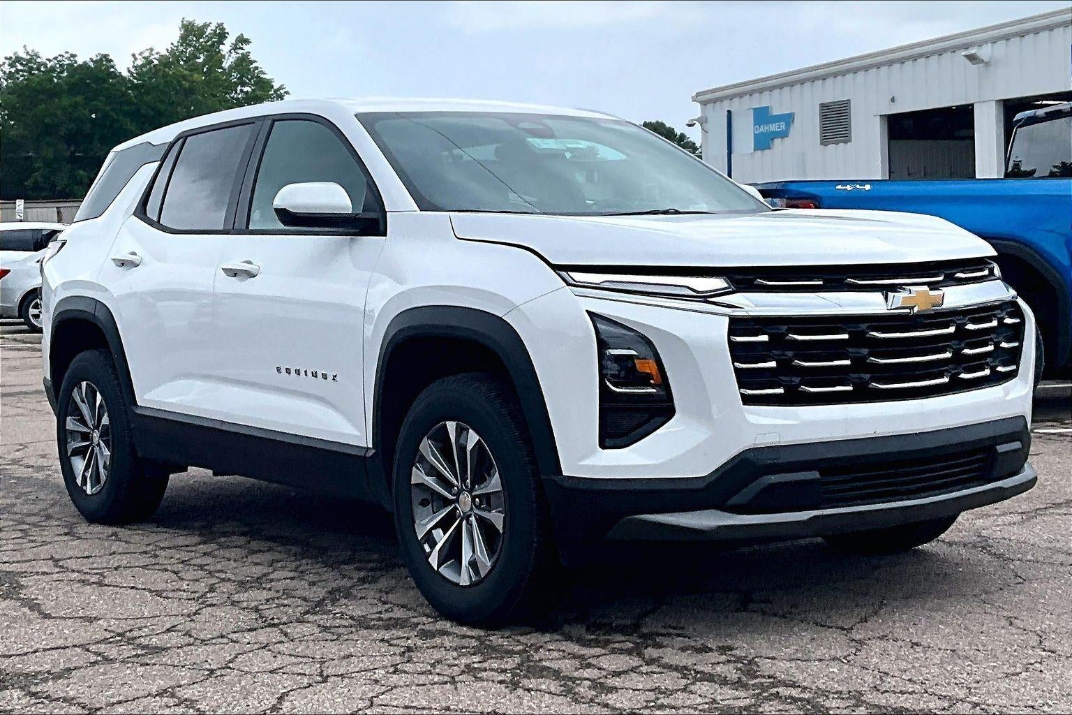 2026 Chevrolet Equinox LT 1.5T's photo
