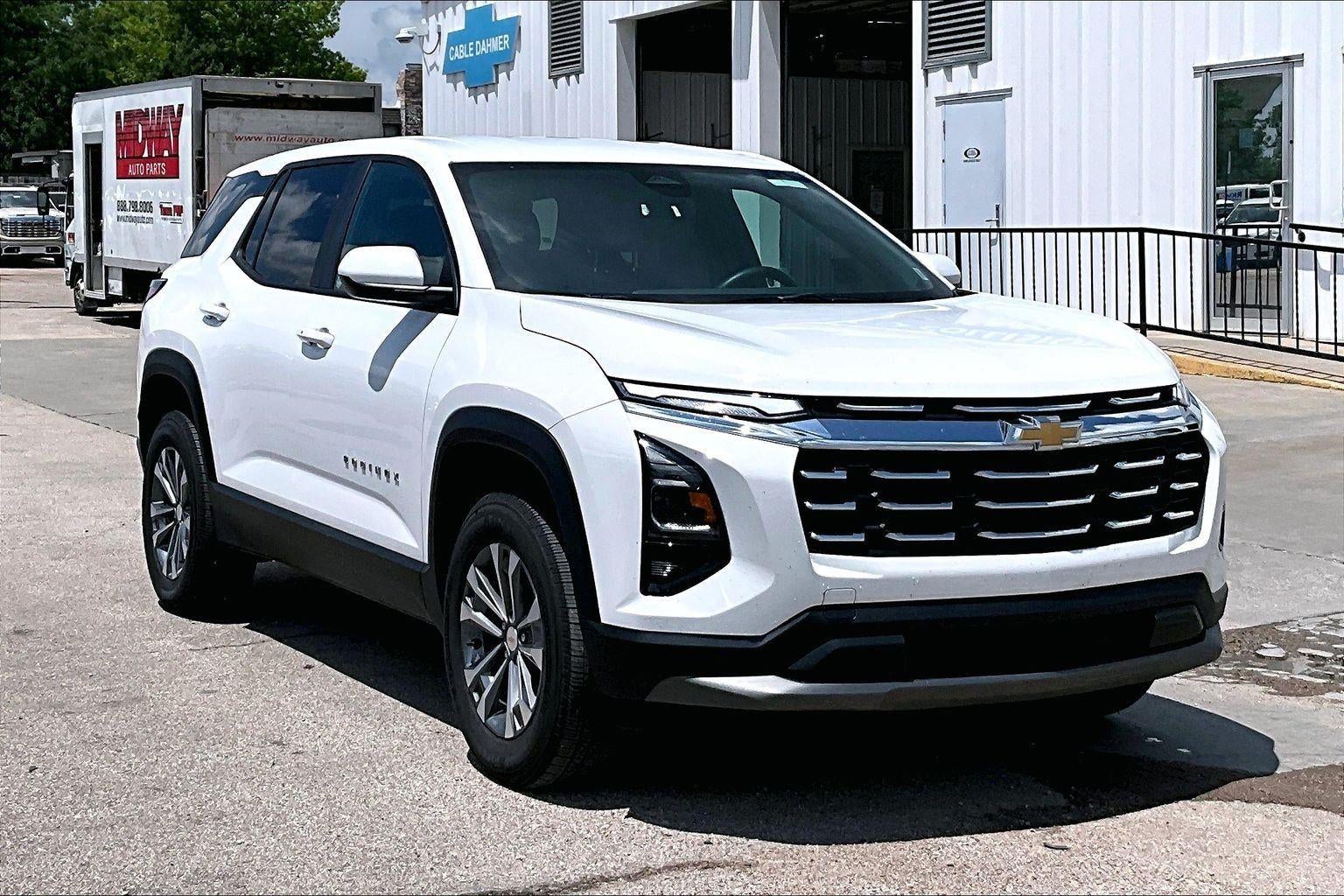 2026 Chevrolet Equinox LT 1.5T's photo