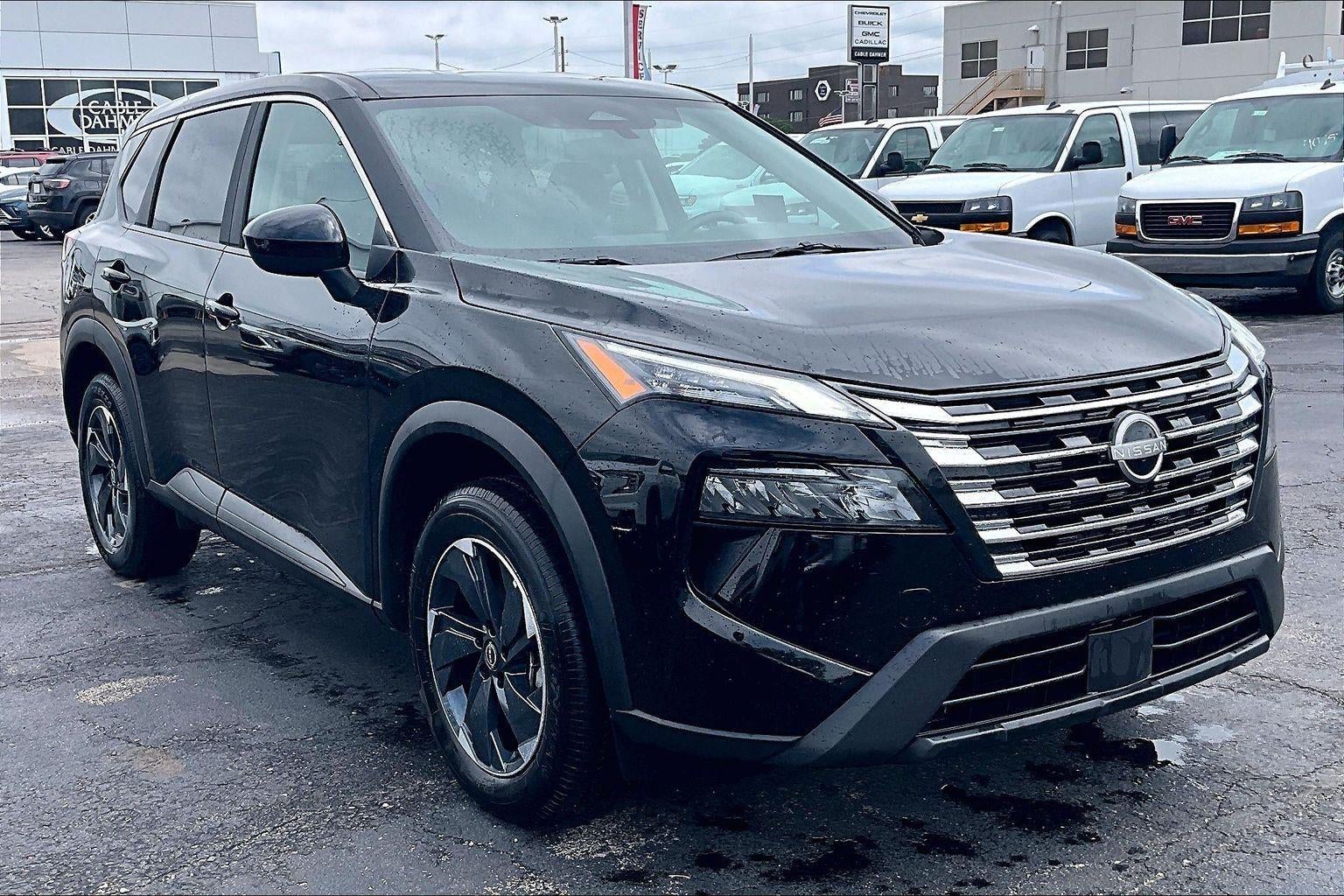2025 Nissan Rogue SV AWD's photo
