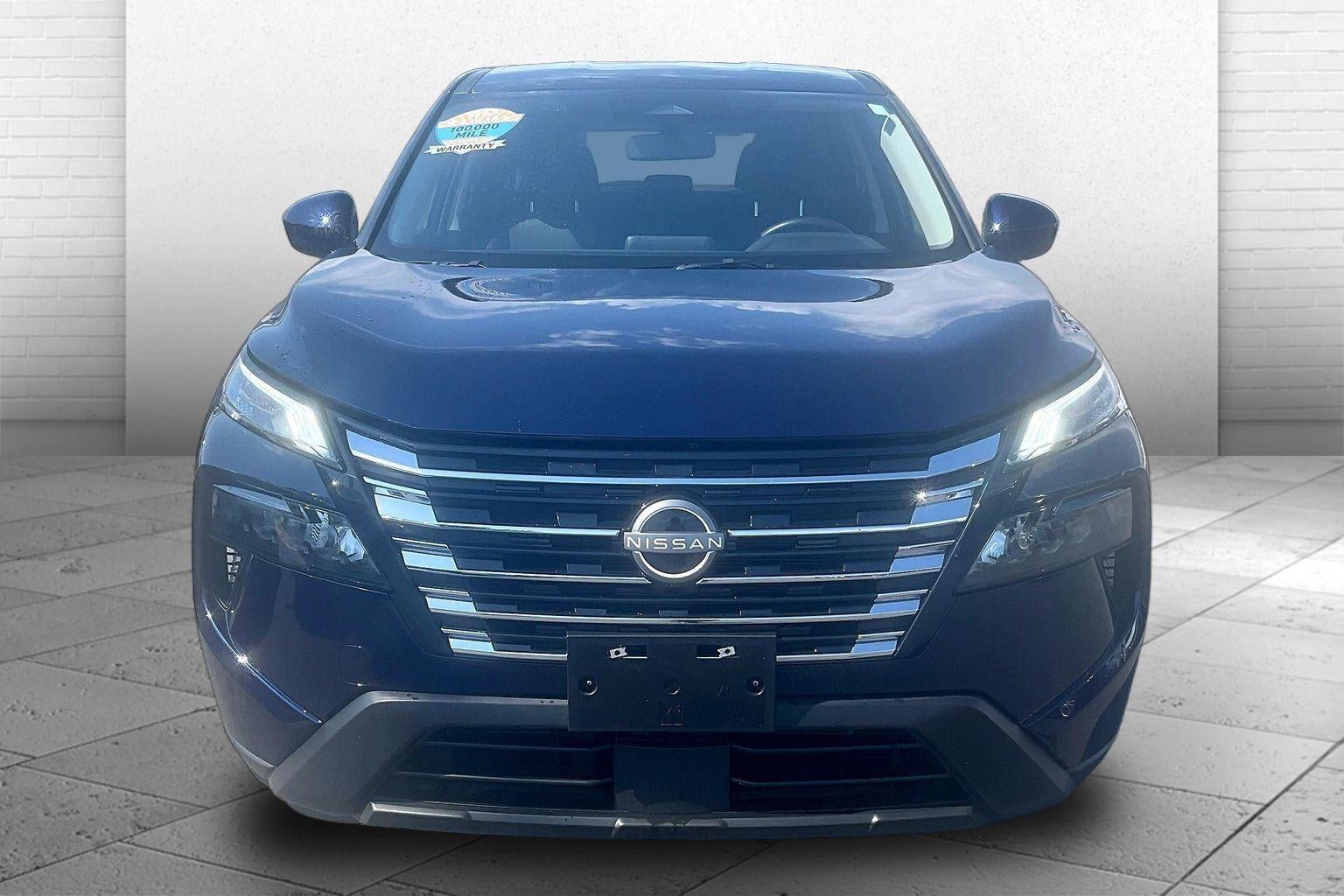 Used 2025 Nissan Rogue SV with VIN JN8BT3BB9SW161886 for sale in Kansas City