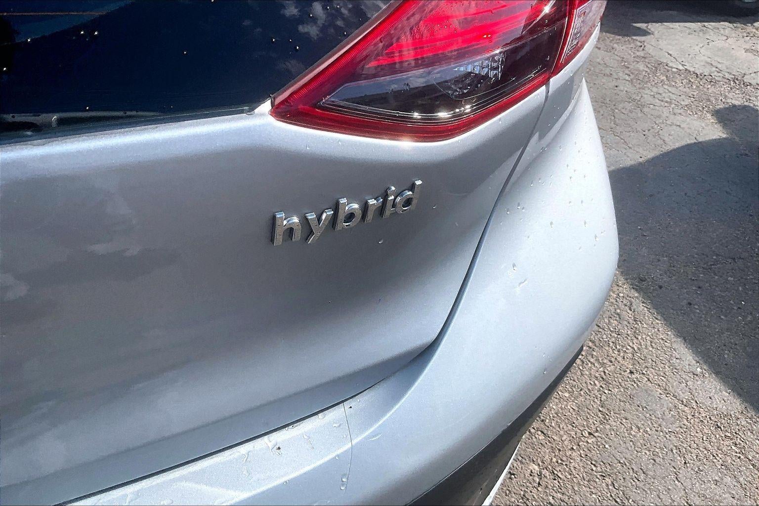 2022 Hyundai Ioniq Hybrid SE