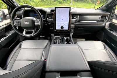 2022 Ford F-150 Lightning Lariat