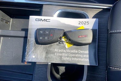 2025 GMC Acadia Denali