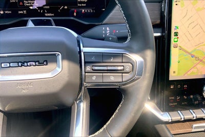 2025 GMC Acadia Denali